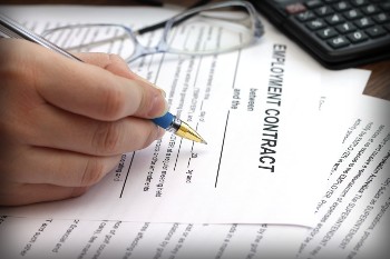 Don’t Leave Yourself Open to Litigation With a Poorly Written Employment Contract
